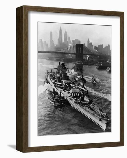 French Battleship Richelieu Passes Brooklyn Bridge-null-Framed Photographic Print