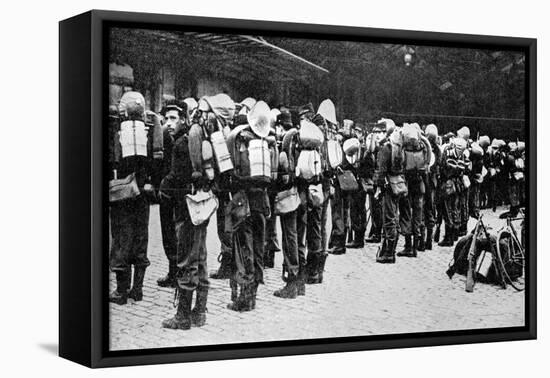French Soldiers at a Railway Station, Paris, First World War, 1914-null-Framed Stretched Canvas
