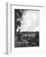 French Soldiers Watching Artillery Fire, 1st Battle of the Marne, France, 5-12 September 1914-null-Framed Giclee Print