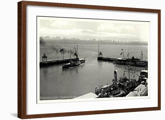 Friedrichshafen Am Bodensee, Hafeneinfahrt, Dampfer-null-Framed Giclee Print