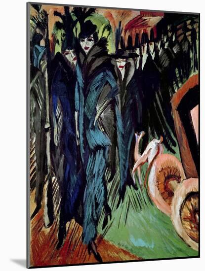 Friedrichstrasse, 1914-Ernst Ludwig Kirchner-Mounted Giclee Print