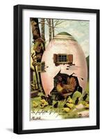 Frohe Ostern, Huhn Mit Ihren Küken, Osterei Als Haus-null-Framed Giclee Print