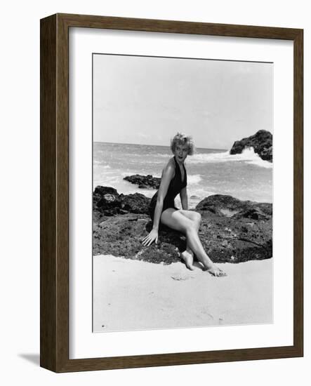 From Here to Eternity by FredZinnemann with Deborah Kerr (1921 - 2007), here 1953 (b/w photo)-null-Framed Photo