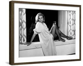 From Russia with Love, Daniela Bianchi, 1963-null-Framed Photo