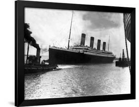 Front Page of Daily Mirror, Five Days after Titanic Tragedy, April 15th, 1912-null-Framed Photographic Print