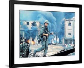 FULL METAL JACKET, 1987 directed by STANLEY KUBRICK Matthew Modine (photo)-null-Framed Photo