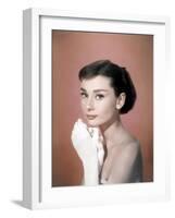 Funny Face, Audrey Hepburn, Directed by Stanley Donen, 1957-null-Framed Photo