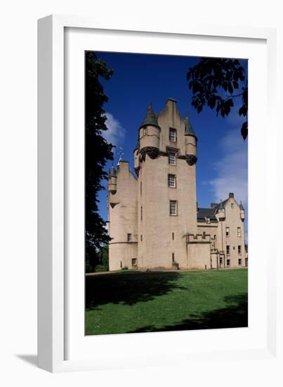 Fyvie Castle, Aberdeenshire, Scotland, 13th-19th Century-null-Framed Giclee Print