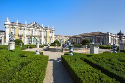 Gardens, Royal Summer Palace of Queluz, Lisbon, Portugal, Europe