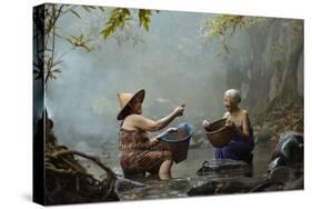 G O O D F R I E N D-Saravut Whanset-Stretched Canvas