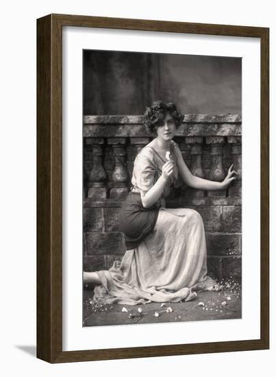 Gabrielle Ray (1883-197), English Actress, 1900s-W&d Downey-Framed Giclee Print