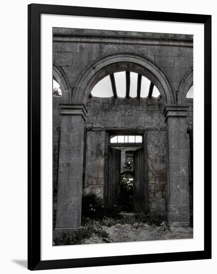 Gabvine-Tim Kahane-Framed Photographic Print