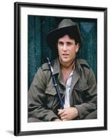 GALLIPOLI, 1981 directed by PETER WEIR Mel Gibson (photo)-null-Framed Photo