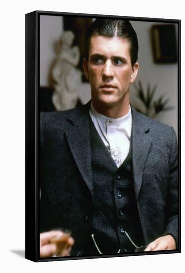 GALLIPOLI, 1981 directed by PETER WEIR Mel Gibson (photo)-null-Framed Stretched Canvas