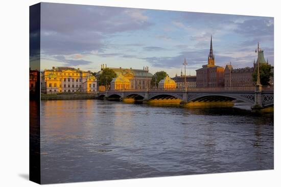 Gamla Stan and Riddarholmen w Spire of Riddarholmskyrkan (Riddarholmen Church), Stockholm, Sweden-Frank Fell-Stretched Canvas