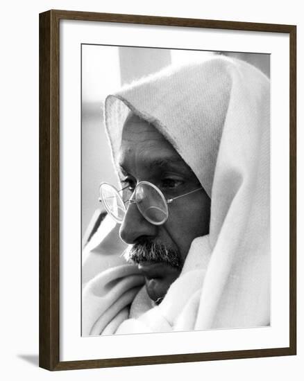 Gandhi, Ben Kingsley, (As Gandhi), 1982-null-Framed Photo