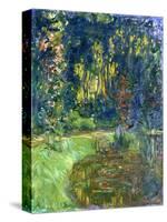 Garden of Giverny, 1923-Claude Monet-Stretched Canvas