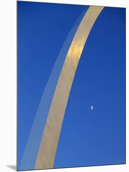 Gateway Arch at Dusk, Jefferson National Expansion Memorial, St. Louis, Missouri, USA-Scott T^ Smith-Mounted Photographic Print