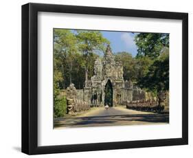 Gateway to the Bayon Temple Complex, Angkor, Siem Reap, Cambodia-Gavin Hellier-Framed Photographic Print