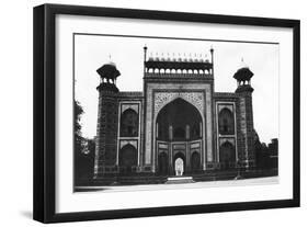 Gateway to the Taj Mahal, Agra, India, 1916-1917-null-Framed Giclee Print