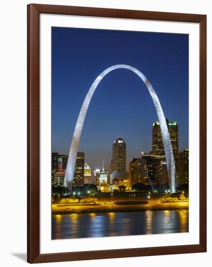 Gateway Vertical-Galloimages Online-Framed Photographic Print