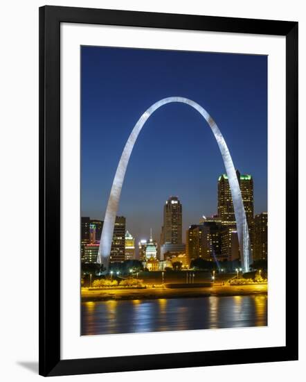 Gateway Vertical-Galloimages Online-Framed Photographic Print