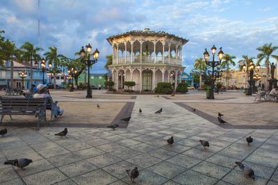 https://imgc.allpostersimages.com/img/posters/gazebo-in-central-park-puerto-plata-dominican-republic-west-indies-caribbean-central-america_u-L-PSY1BP0.jpg?artPerspective=n