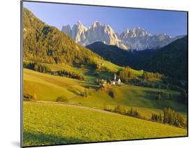 Geisler Gruppe, Geislerspitzen, the Dolomites, Trentino-Alto Adige, Italy, Europe-Gavin Hellier-Mounted Photographic Print