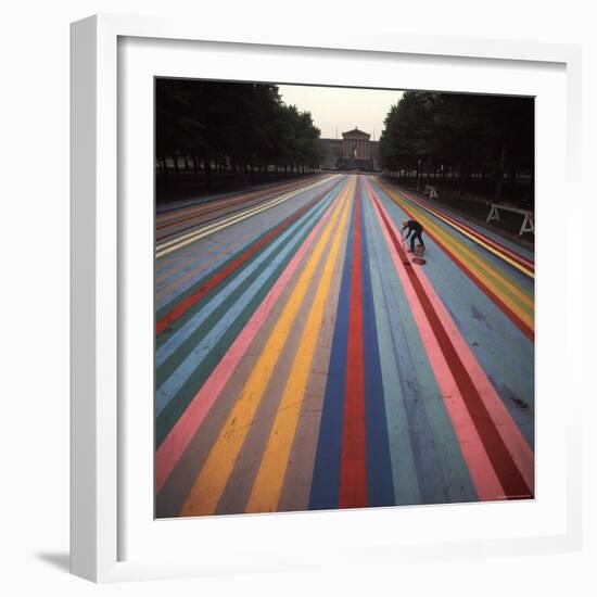 Gene Davis Putting Finishing "Franklin's Footpath," Painted in Front of Philadelphia Museum of Art-Henry Groskinsky-Framed Premium Photographic Print