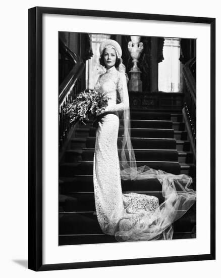 Gene Tierney, 1946-null-Framed Photographic Print