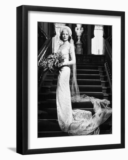 Gene Tierney, 1946-null-Framed Photographic Print