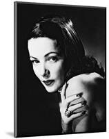 Gene Tierney-null-Mounted Photo