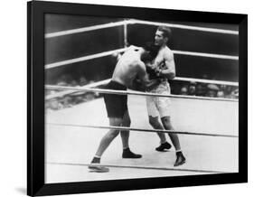 Gene Tunney-Jack Dempsey Boxing Match or the 'Long Count Fight' of Sept. 22, 1927-null-Framed Photo