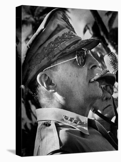 General Douglas Macarthur-null-Stretched Canvas
