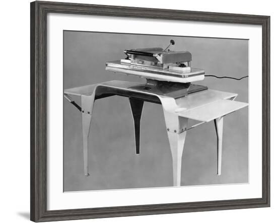 General Electric Flatplate Iron--Framed Photographic Print