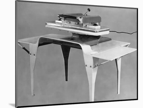 General Electric Flatplate Iron-null-Mounted Photographic Print