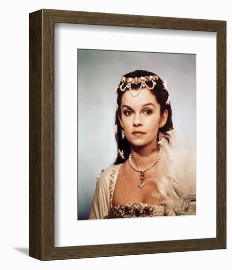 Genevi?ve Bujold - Anne of the Thousand Days-null-Framed Photo