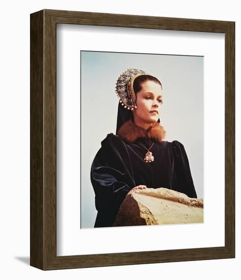 Genevi?ve Bujold - Anne of the Thousand Days-null-Framed Photo