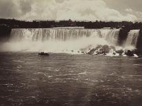 Les chutes du Niagara, au fond, vue de la ville-George Barker-Giclee Print