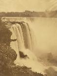 Les chutes du Niagara, au fond, vue de la ville-George Barker-Giclee Print