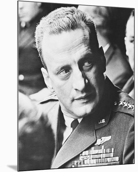 George C. Scott - Dr. Strangelove or: How I Learned to Stop Worrying and Love the Bomb-null-Mounted Photo