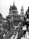 Bethnal Green Wast London Street Pet Market 1946-George Greenwell-Photographic Print