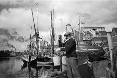 Ipswich Docks, 1946-George Greenwell-Photographic Print