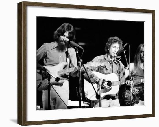 George Harrison, Bob Dylan and Leon Russell Performing for Bangladesh at Madison Square Garden-Bill Ray-Framed Premium Photographic Print