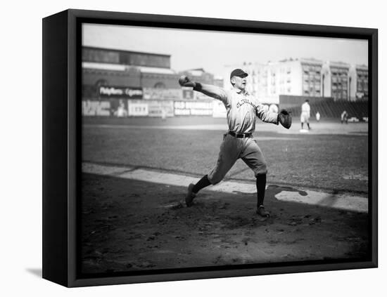 George Kahler, Cleveland Indians, Baseball Photo - New York, NY-Lantern Press-Framed Stretched Canvas