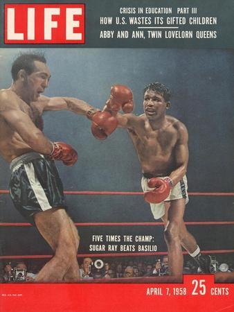 Boxers Carmen Basilio and Sugar Ray Robinson in Action, April 7, 1958
