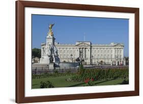 Geraniums at Buckingham Palace, London, England, United Kingdom, Europe-James Emmerson-Framed Photographic Print