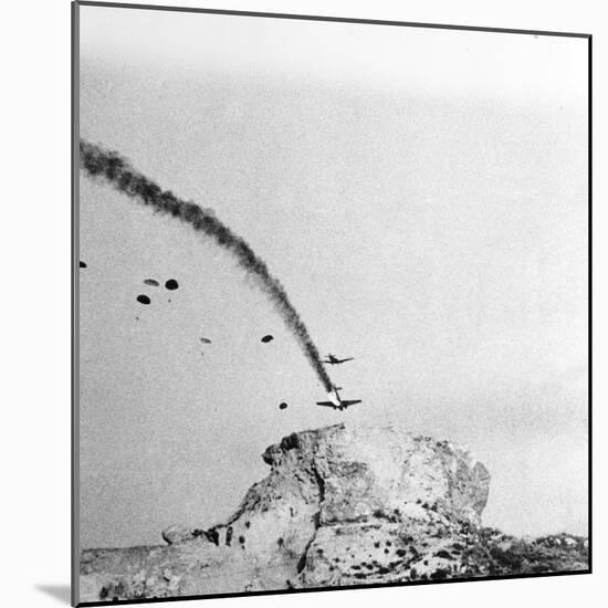 German Plane Crashing-null-Mounted Photographic Print