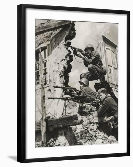 German Snipers, 1941-German photographer-Framed Photographic Print