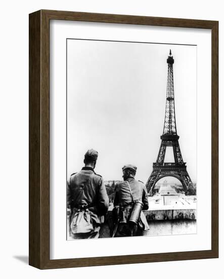 German Soldiers at the Eiffel Tower, Paris, June 1940-null-Framed Photographic Print